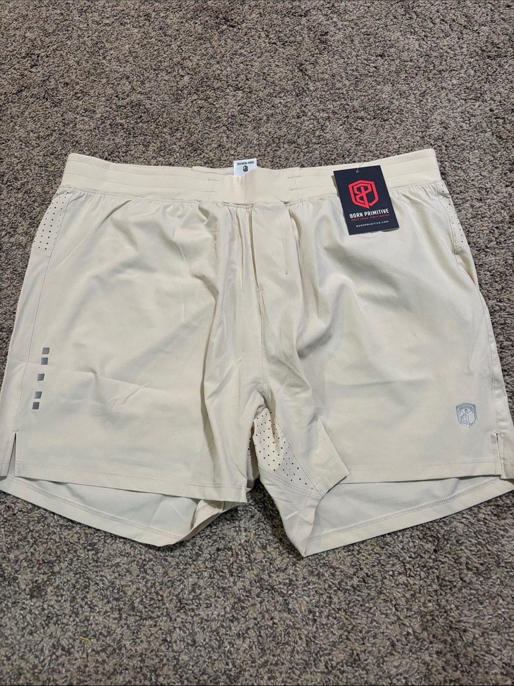 Born Primitive Men’s Endurance Shorts with Compression size 2XL NWT